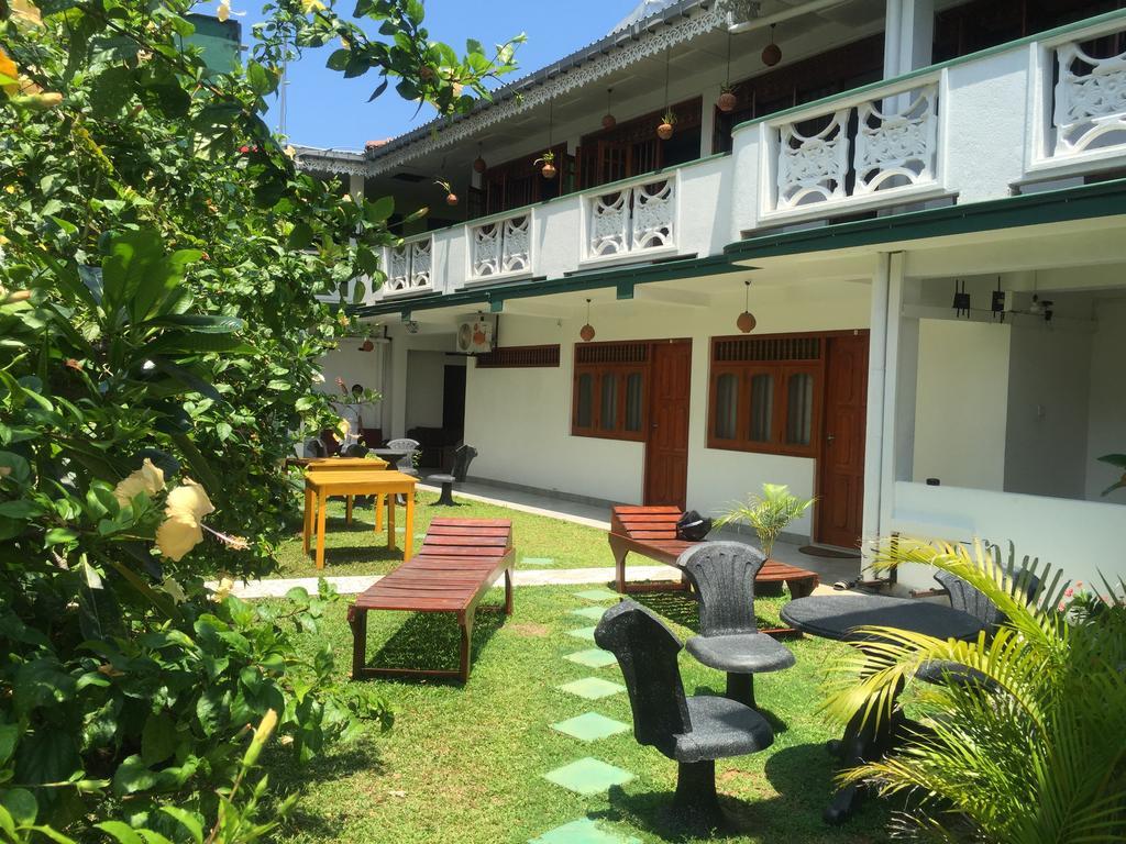 Srilanka Ayurveda Hotel Hikkaduwa Dış mekan fotoğraf